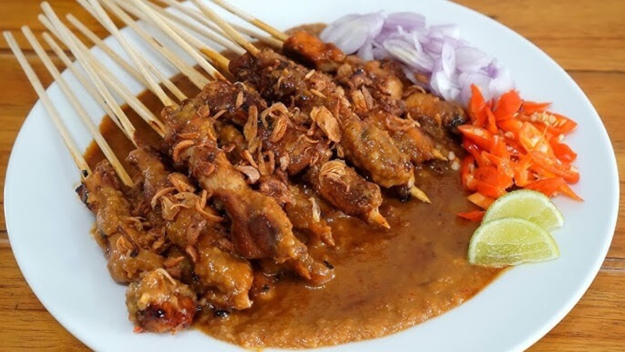 Sate Ayam Kembali Jadi Primadona Kuliner Nusantara, Penjualan Meningkat Tajam di Berbagai Daerah