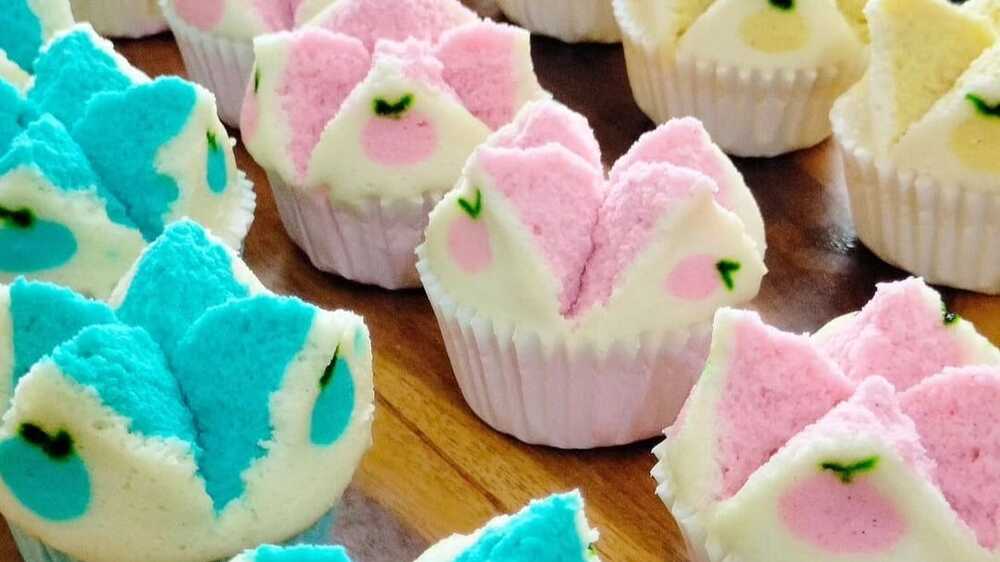 Mengungkap Kelezatan dan Keunikan Bolu Kukus: Kue Tradisional Indonesia yang Menggoda Selera