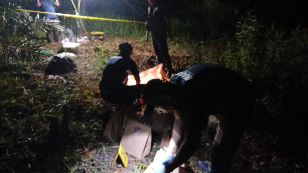 Warga Sungai Temukan Mayat, Ini Ciri-Cirinya...