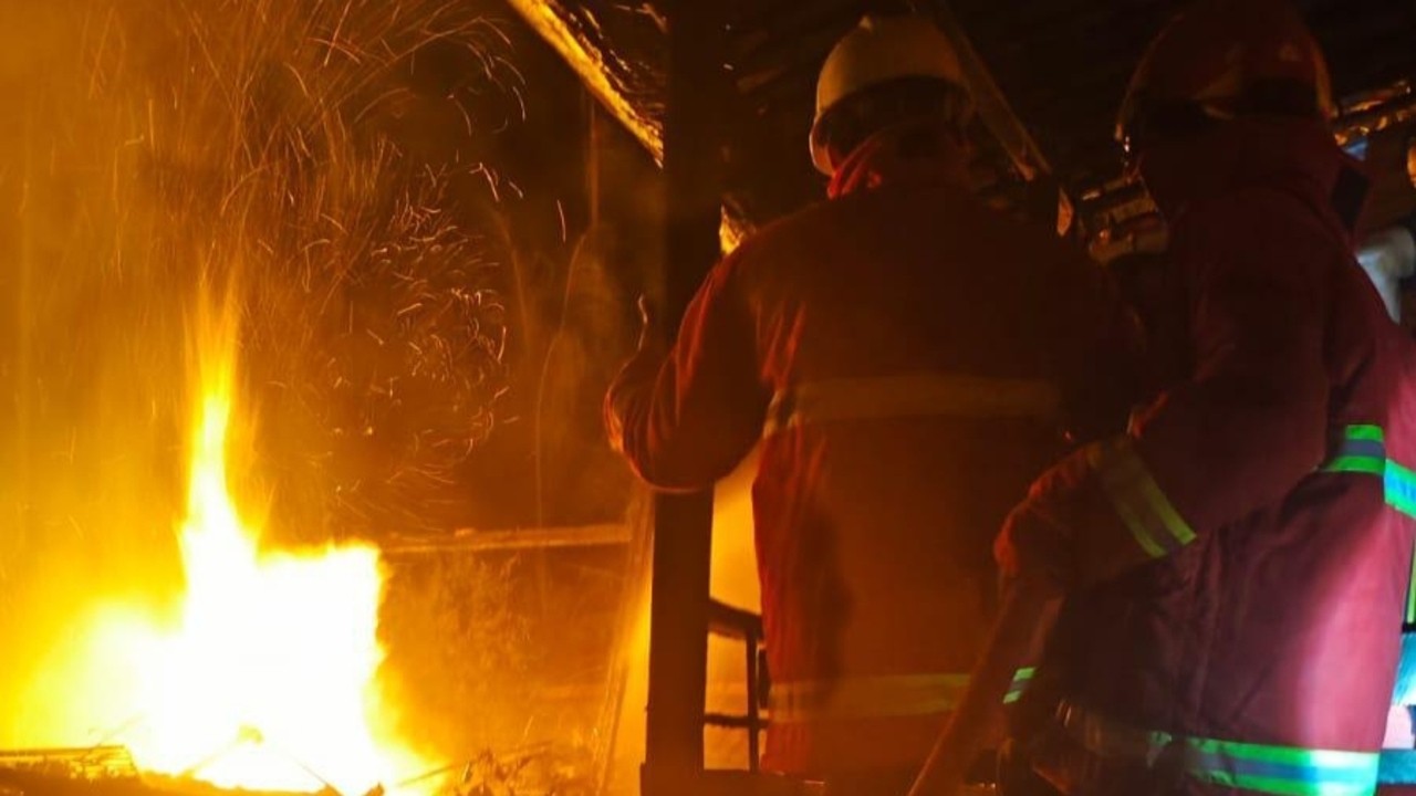 Rumah Pangung Ludes Terbakar