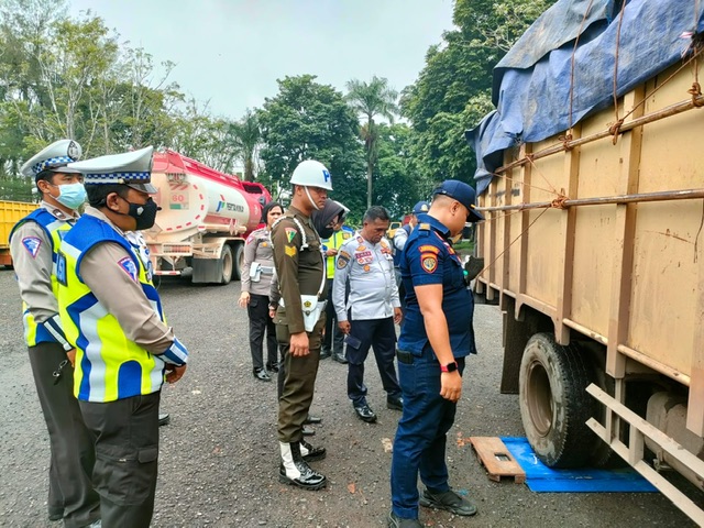 Lakukan Pegawasan Terhadap Truk ODOL, Ini Tujuan Dishub Muba...