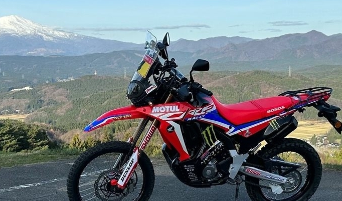 Menjelajahi Setiap Jengkal Jalan Tampa Batas dengan Honda CRF250 Rally