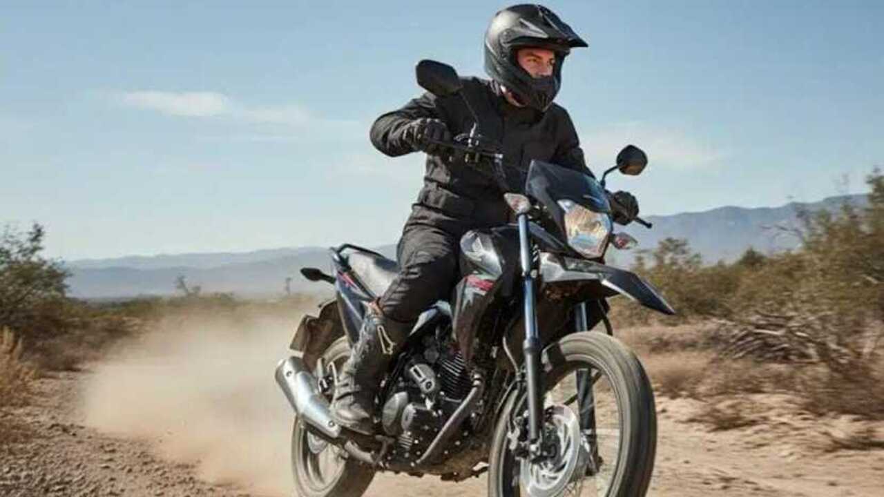 Honda XRM 125: Motor Bebek Rasa Trail yang Siap Hajar Segala Medan