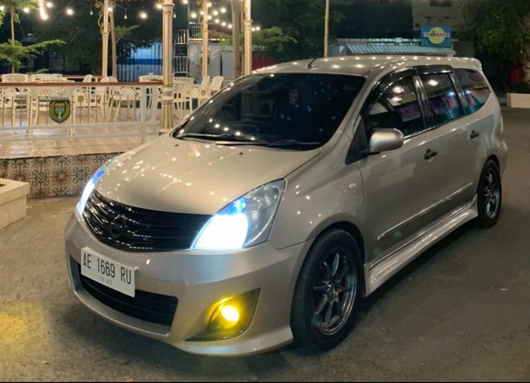 Ingin Tampil Ala Station Wagon dengan Harga Murah, Nissan Grand Livina Ini Bisa Jadi Pilihan