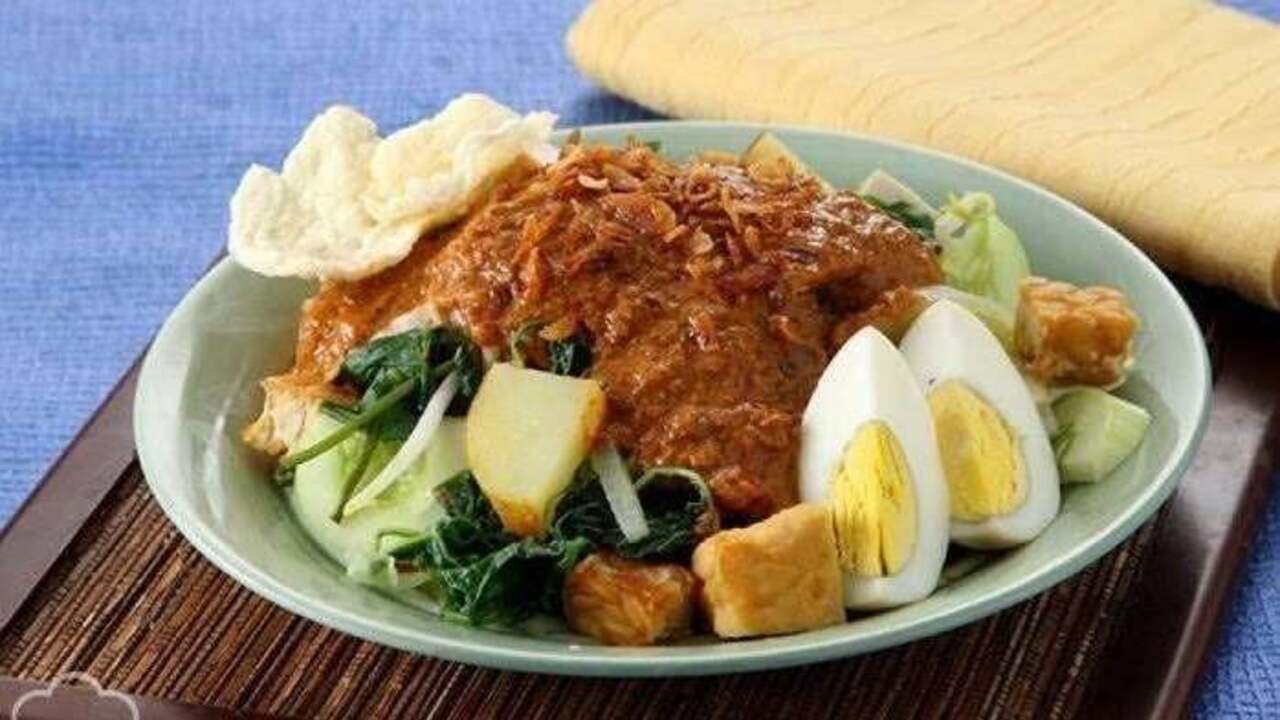 Gado-Gado : Makanan Khas Nusantara yang Tak Lekang oleh Waktu