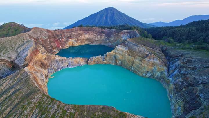 Keajaiban Taman Nasional Kelimutu: Pesona Danau Tiga Warna di Flores, NTT