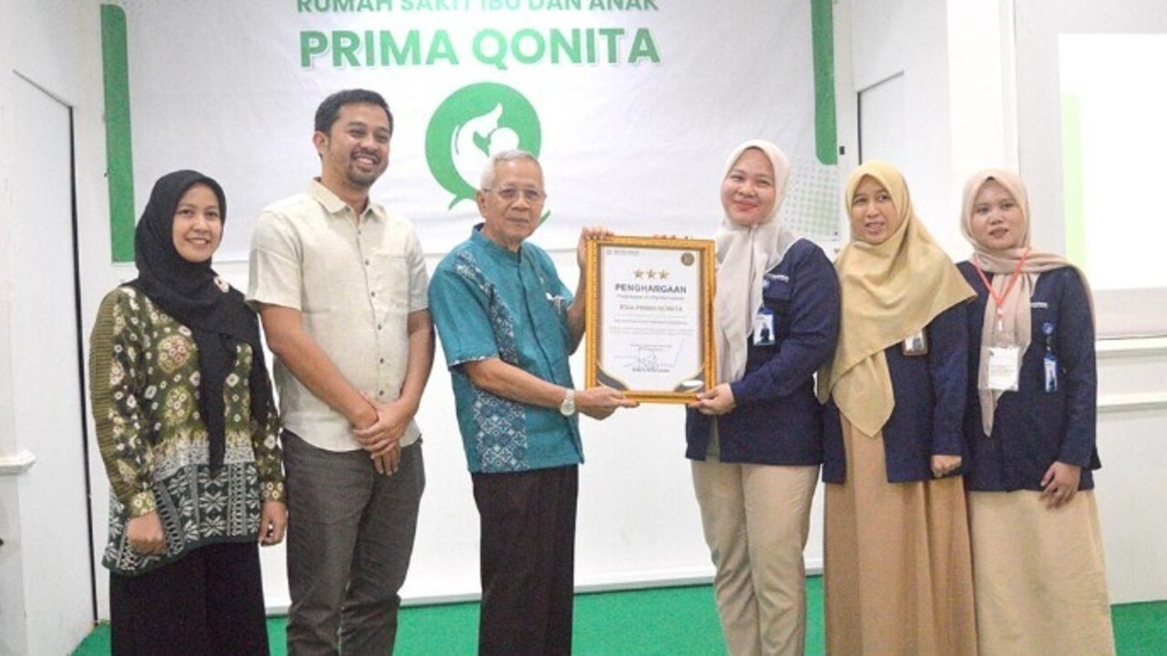 RSIA Prima Qonita OKU Raih Predikat Bintang Tiga Layanan Digital JKN