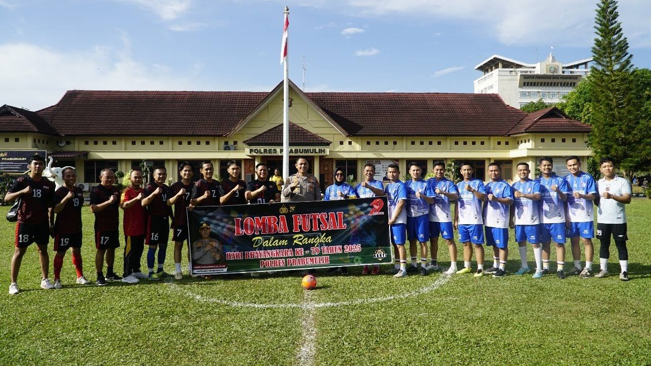 Turnamen Futsal Internal Meriahkan HUT Bhayangkara ke-79 di Polres Prabumulih