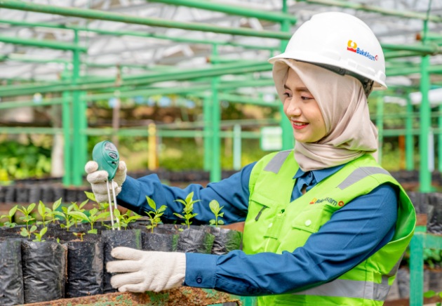 Buktikan Transformasi Hijau di Sektor Pertambangan, PTBA Sabet Katadata ESG Index Awards 2025