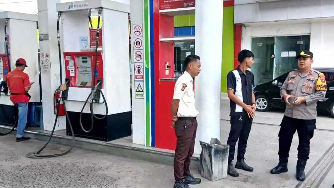 Antrean di SPBU Mengular, Polisi Mulai Perketat Pengawasan