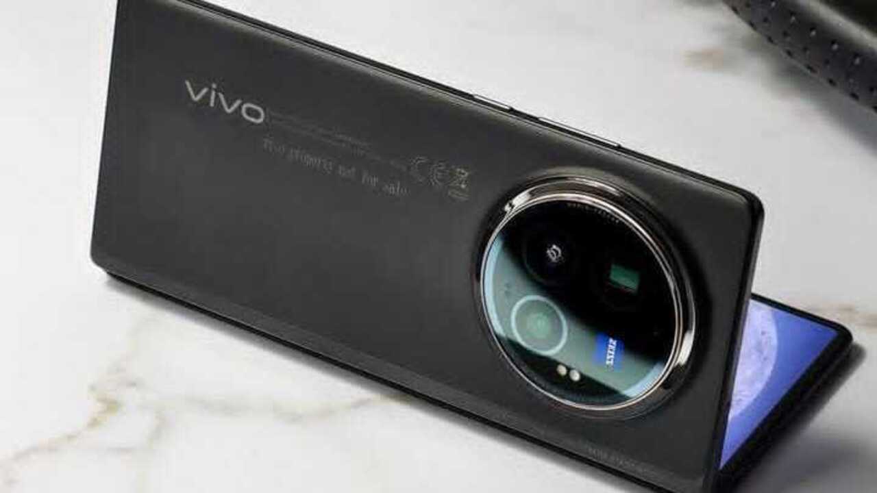 Vivo X Fold3 Pro Tawarkan Kombinasi Kamera ZEISS, Keamanan Tinggi, dan Performa Flagship