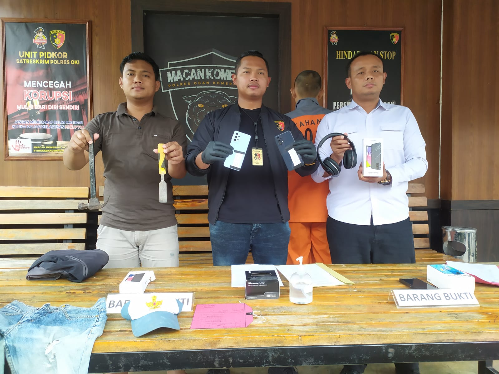 Macan Komering OKI Amankan Pembobol Counter