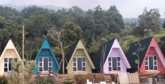 Baith Coffee dan Eatery: Menikmati Kemewahan Glamping Baru di Bogor