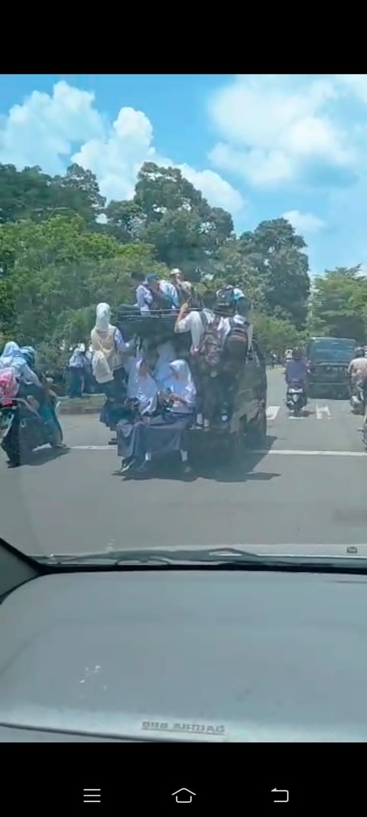 Pembiaran Keselamatan Pelajar, Tiga Angdes Ditindak