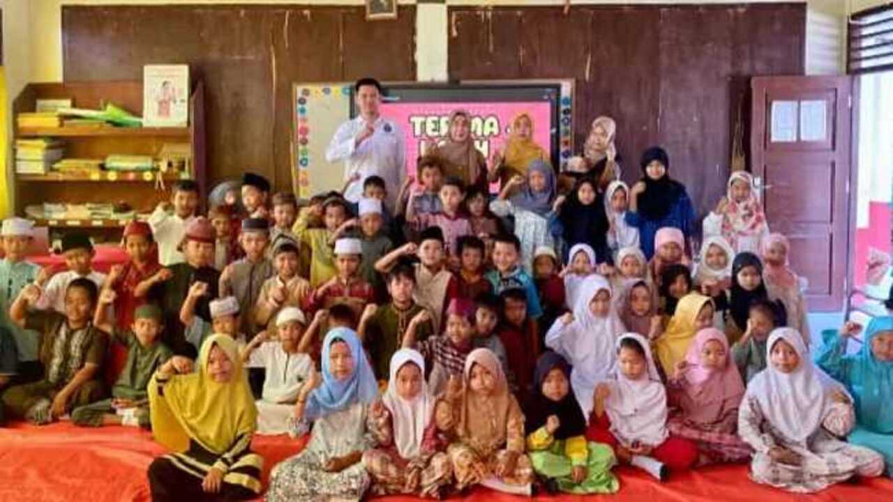 Cegah Penyalahgunaan Sejak Dini, BNNK OKI Edukasikan P4GN kepada Para Siswa SD