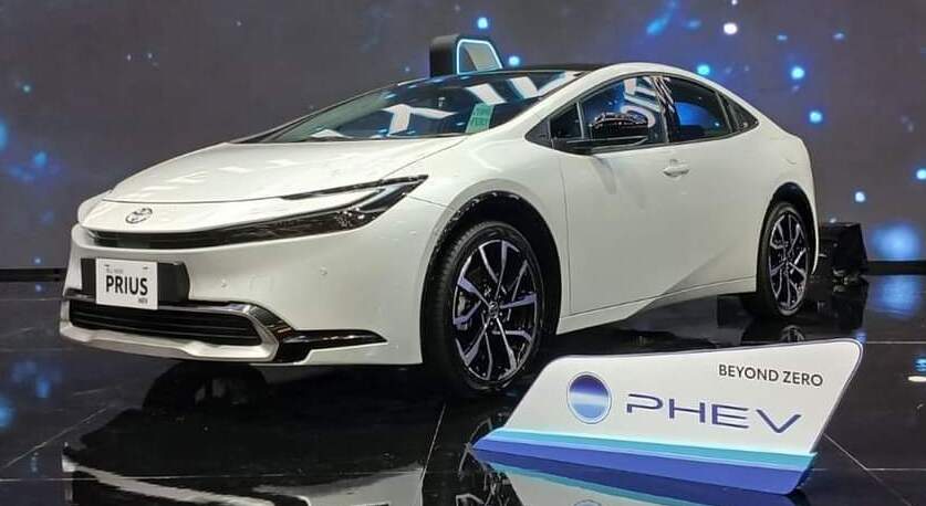 Toyota Meluncurkan Generasi Terbaru Toyota Prius di GIIAS 2024 Lebih Canggih dengan Performa Tinggi
