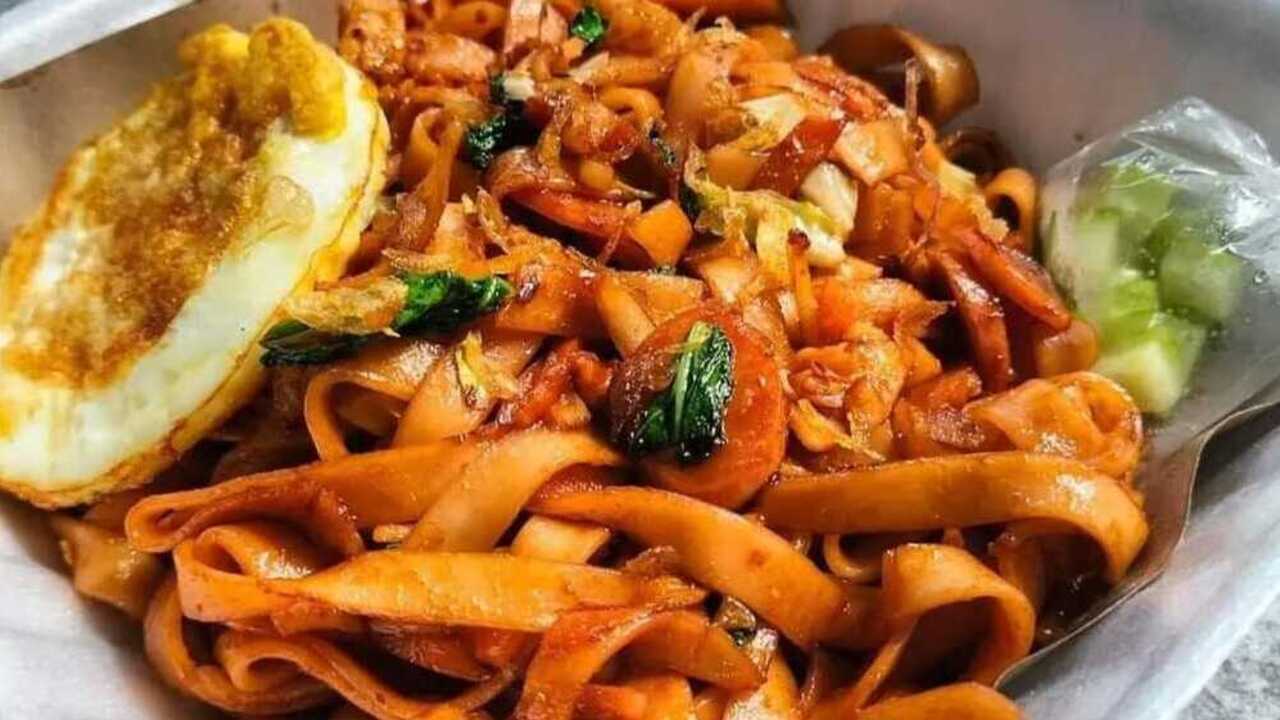 Lezat Dan Unik : Kwetiau Kerang Jadi Primadona Kuliner Baru Di Kota