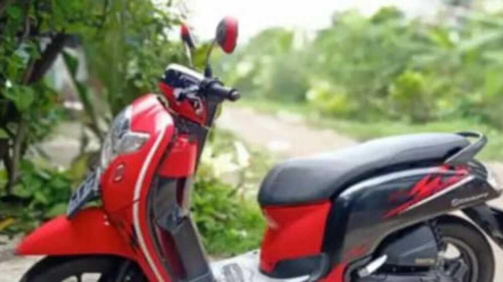 Honda Scoopy Generasi Pertama (2010 - 2013): Menyongsong Era Retro-Modern