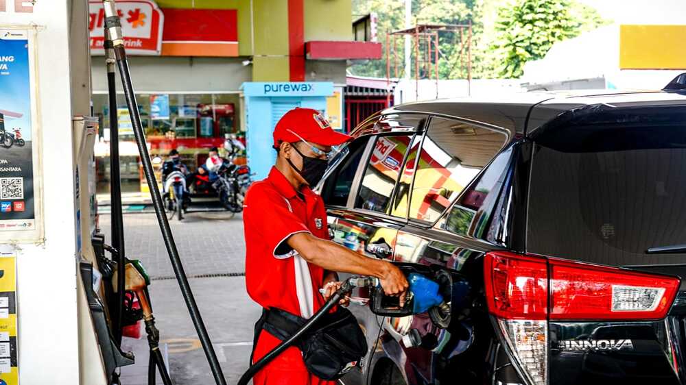  Harga Pertamax Ditetapkan Rp 14.000/Liter: Penyesuaian Terbaru dari Pertamina Patra Niaga