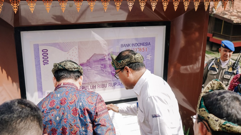 Jangan Khawatir : Bank Indonesia Tegaskan Uang Rp10.000 Tahun Emisi 2005 Masih Berlaku