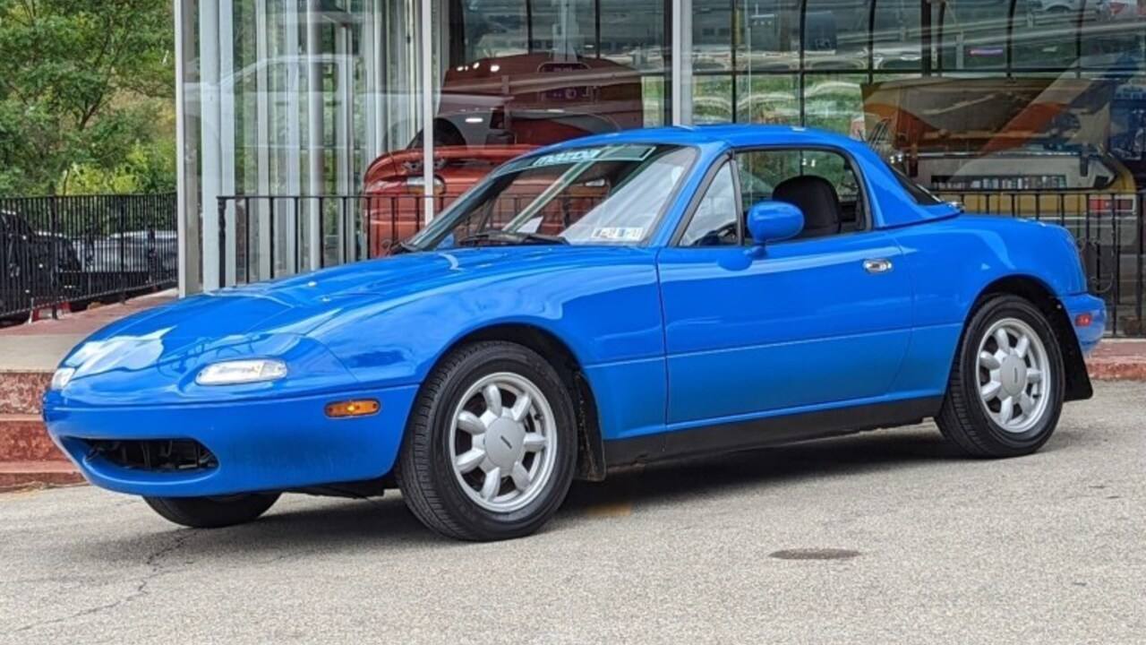 Mazda Roadster Miata 1991: Ikon Roadster Klasik yang Tak Lekang oleh Waktu.