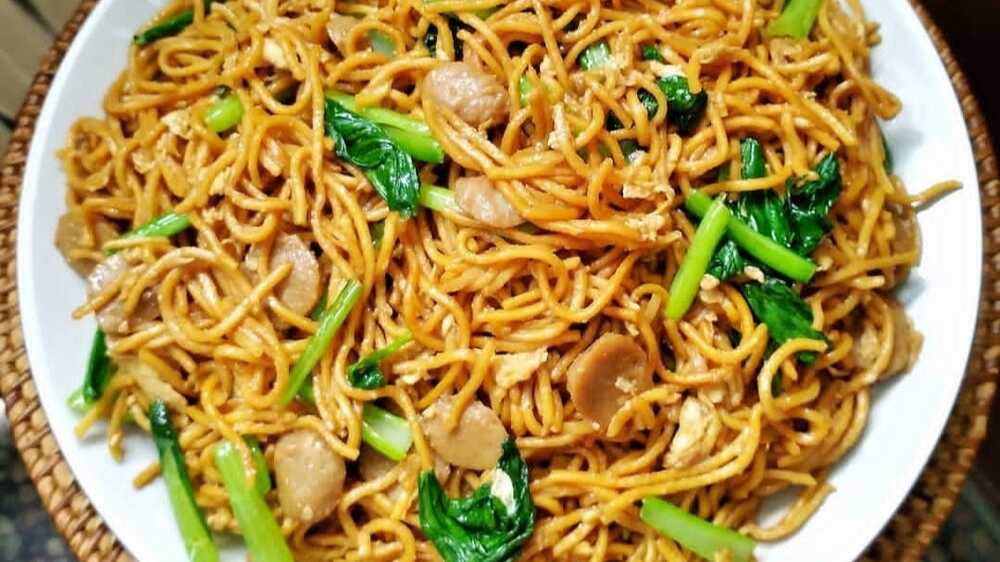 Mie Goreng: Makanan Favorit yang Kaya Akan Rasa dan Sejarah