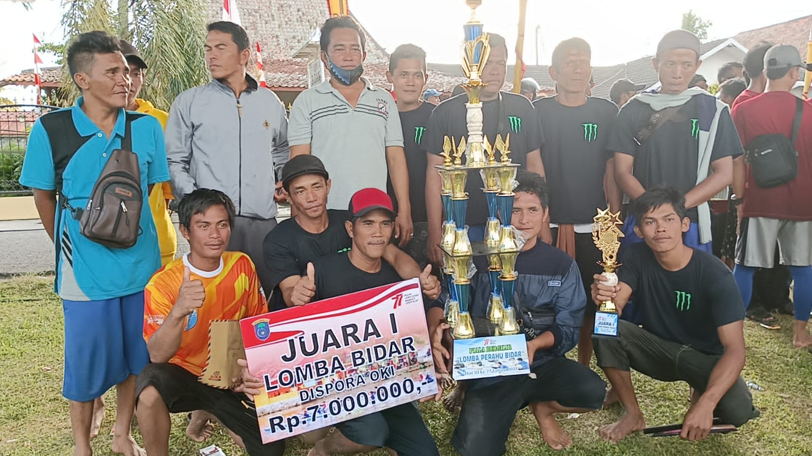 Pedamaran Juara I Lomba Bidar Mini