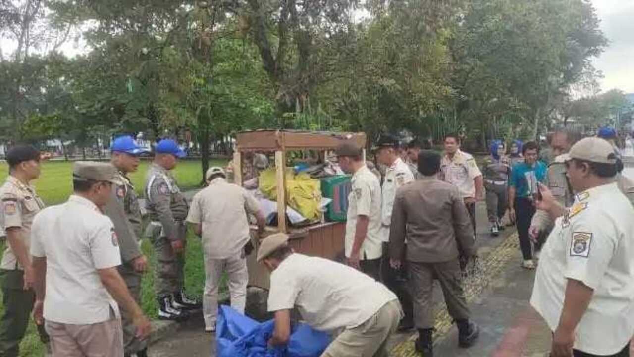 Sita Lapak Pedagang di Tamkot Baturaja