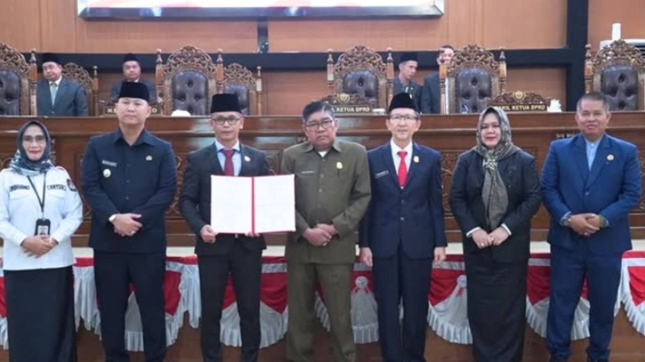 DPRD Tetapkan SONNI Sebagai Bupati dan Wakil Bupati Muara Enim