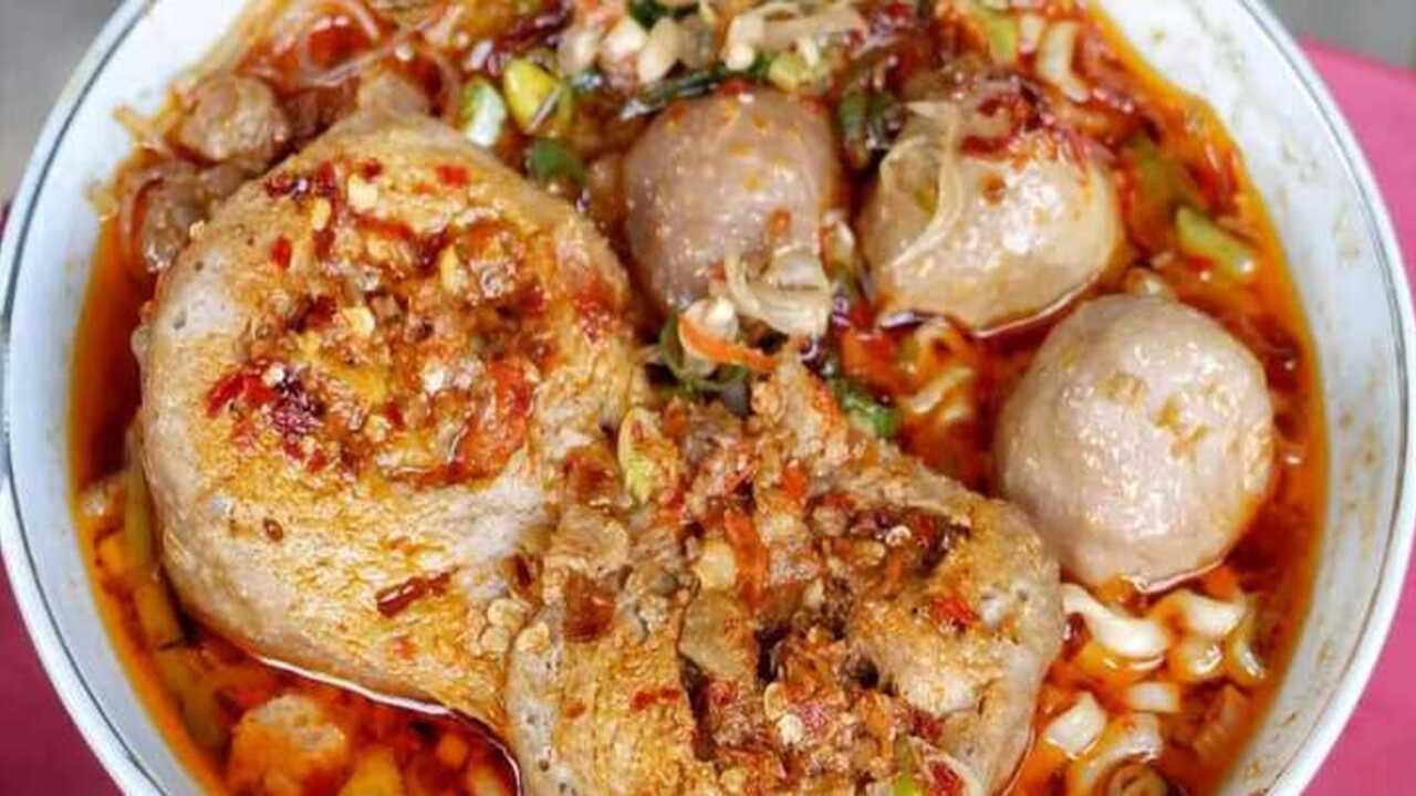 Bakso Urat : Kelezatan yang Tak Tergantikan di Dunia Kuliner Indonesia