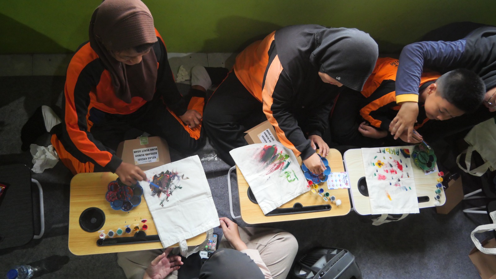 Sentuh Anak Spesial, PTBA Wujudkan Pendidikan Inklusif Lewat Kelas Kreasi 