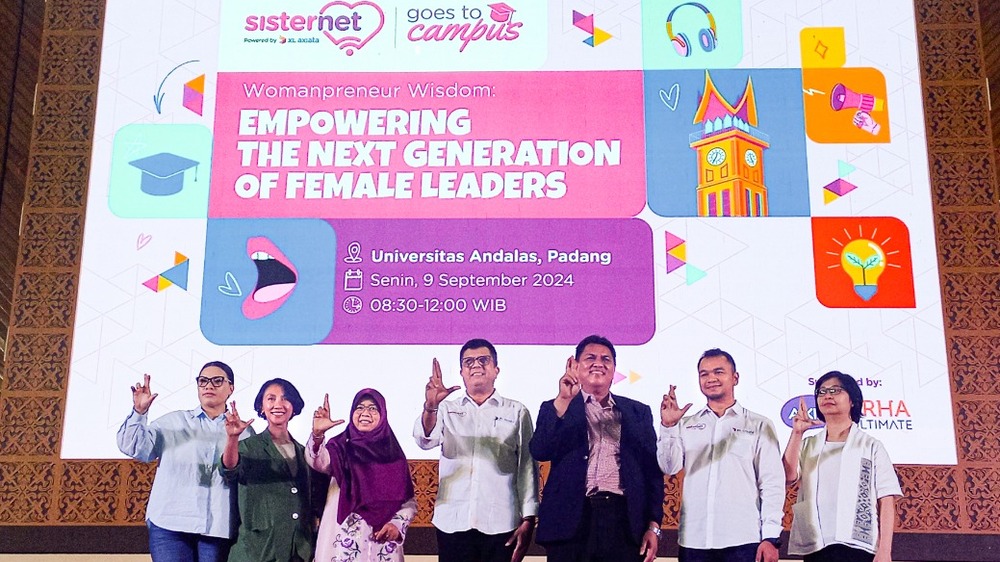 Sisternet Goes To Campus: XL Axiata Gelar Program Pemberdayaan Perempuan di UNAND Padang