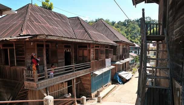 Rumah Larik Budaya Khas Kota Sungai Penuh Calon Ibukota Provinsi Puncak Andalas Pemekaran 3 Provinsi