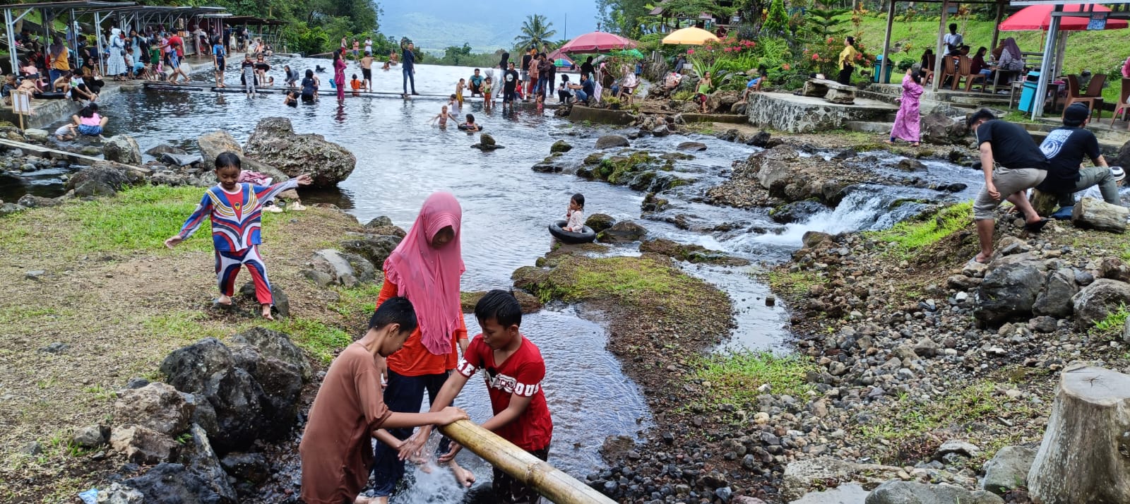 Ayik Pacar Destinasi Wisata Favorit saat Liburan