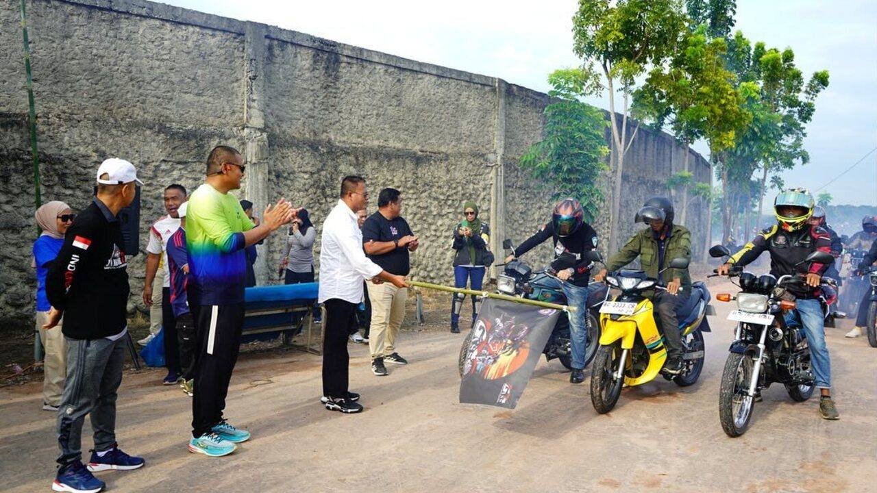 Lepas Keberangkatan Peserta Jamda GASS II, H Arlan Imbau Jaga Kekompakan dan Jangan Kebut-Kebutan