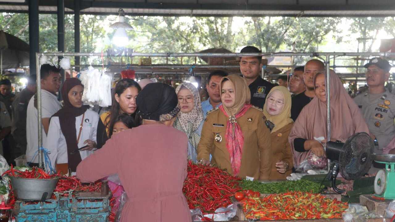 Jelang Idul Adha, Wabup Sidak Pasar Inpres