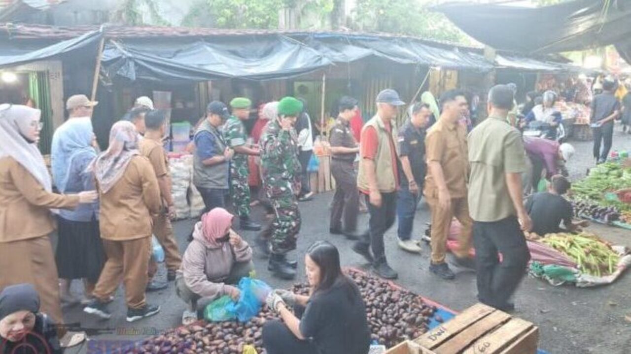 Jelang Idul Adha, Pemkab OKU Sidak Pasar