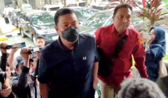 Dugaan Pemerasan Proyek Rp10 Miliar, Wabup PALI Resmi Jadi Tersangka dan Ditahan Kejati Sumsel