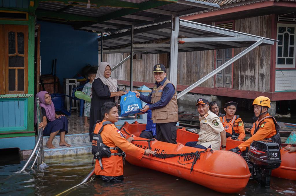 Waspada Jalan Nasional Penghubung Sekayu -Lubuk Linggau Putus Akibat banjir 
