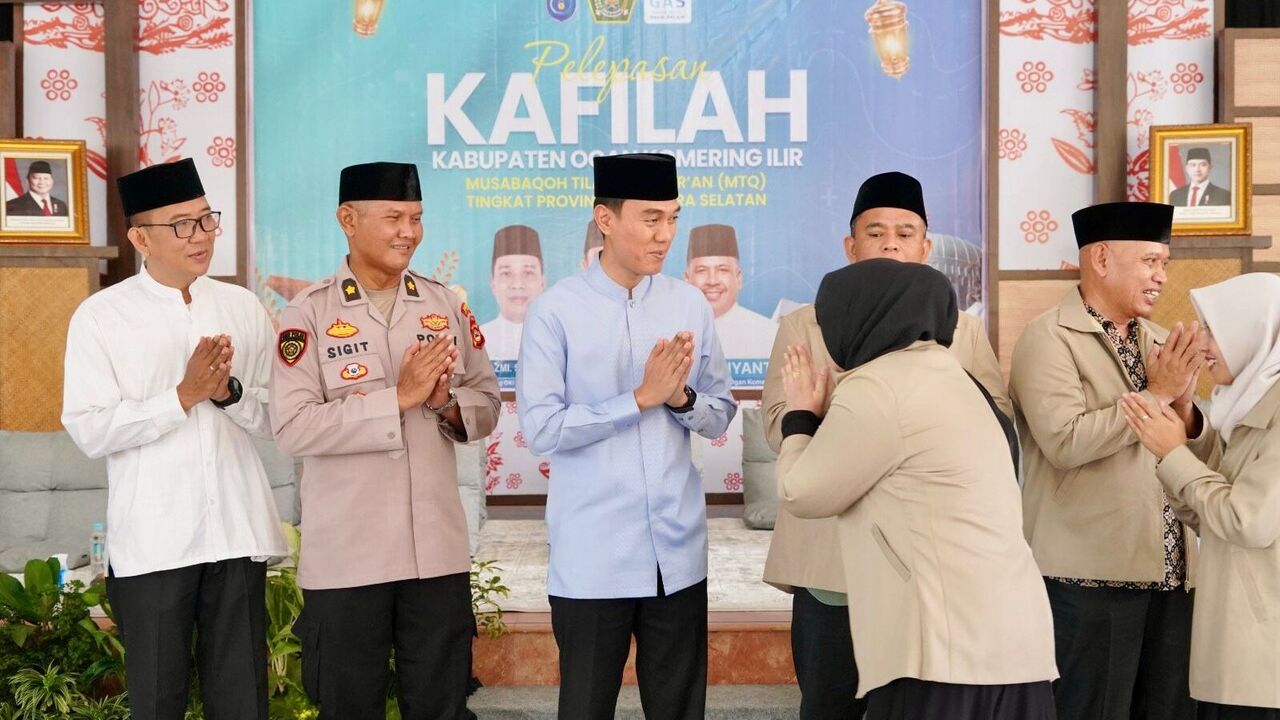 Lepas Kafilah MTQ XXXI Sumsel, Bupati OKI: Prestasi Penting, Akhlak Lebih Utama