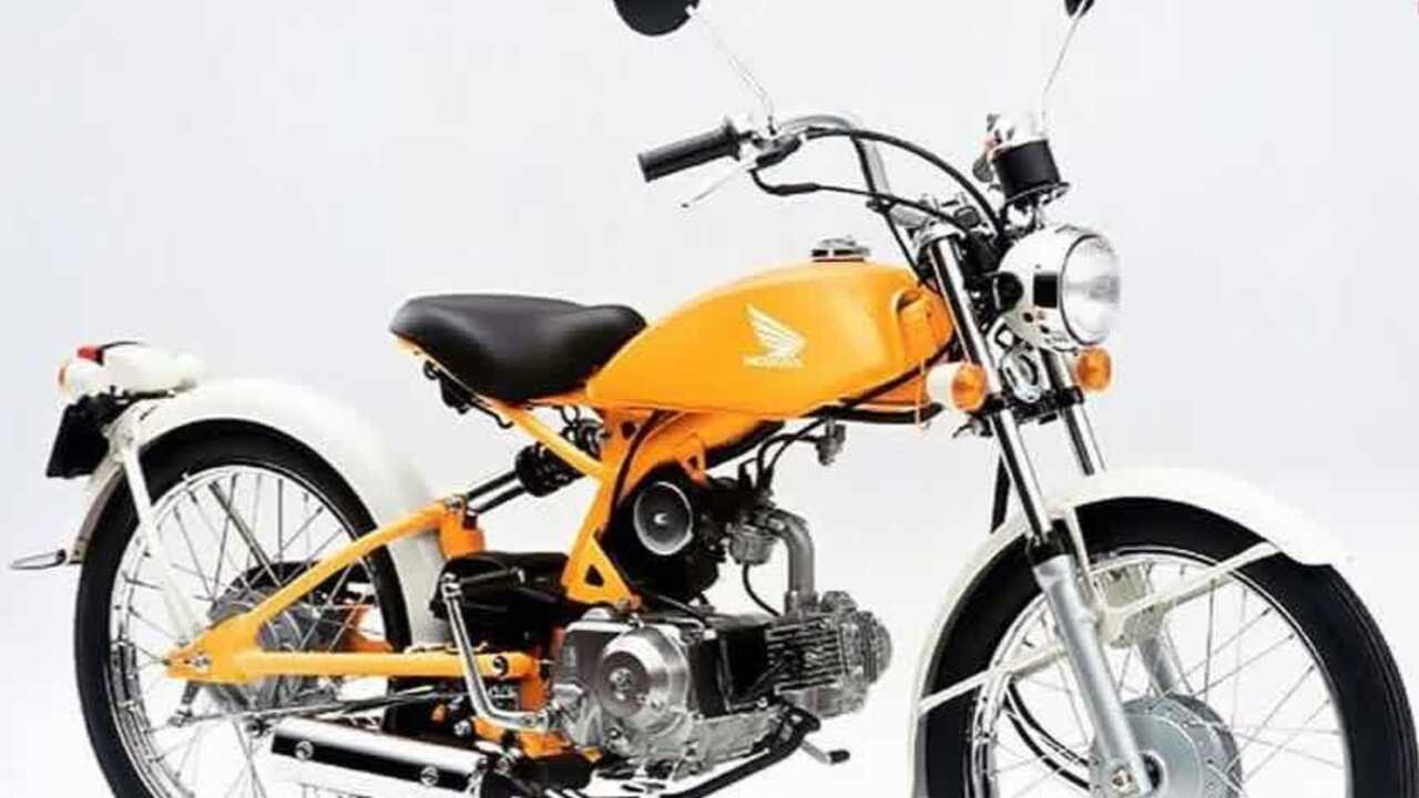 Kenalan dengan Honda Solo, Motor Satu Jok yang Harganya Setara Motor Baru