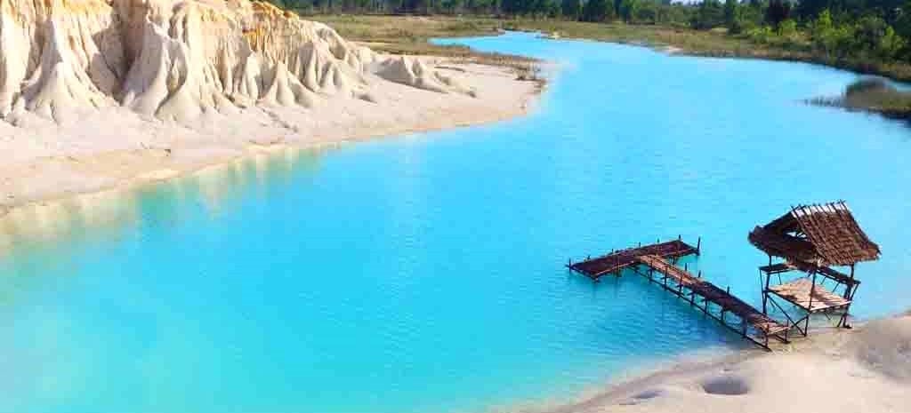 Telaga Biru, Oase Eksotis di Gurun Pasir Pulau Bintan, Kepulauan Riau