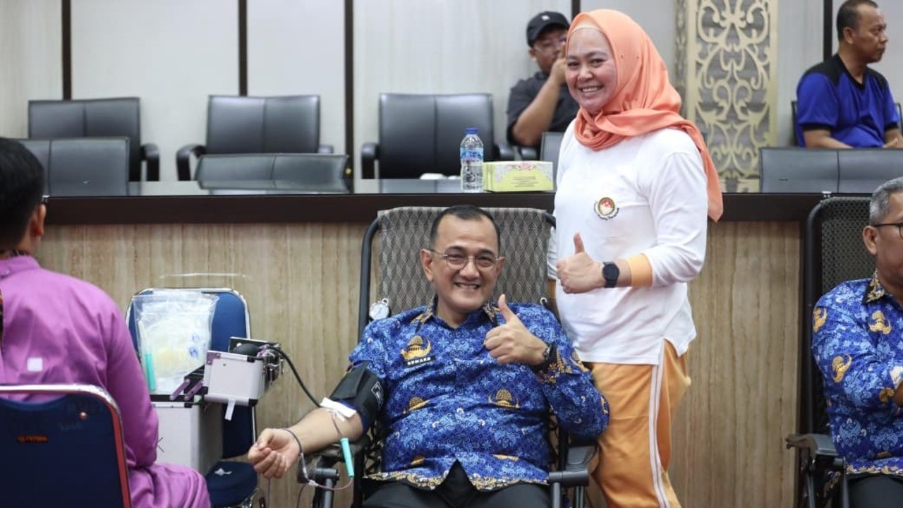 Sekda Edward Candra Dorong Perlindungan Kesehatan ASN Lewat Program Sejuta Vaksin Serviks