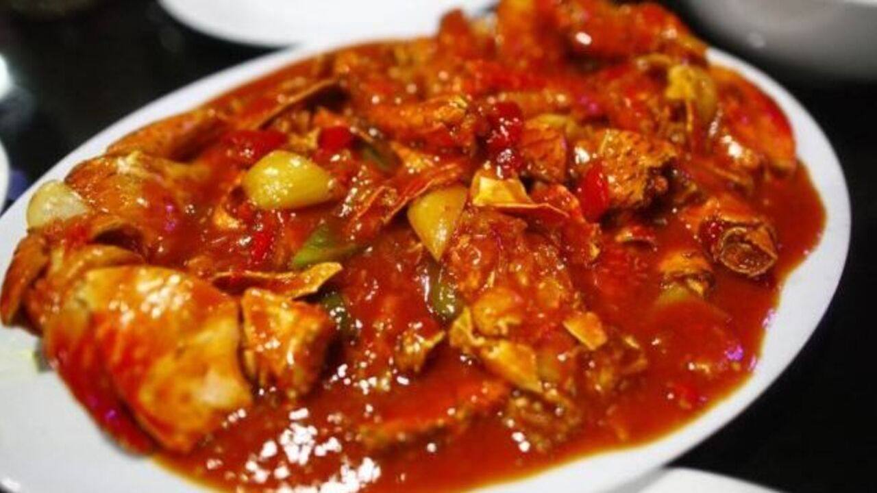 Gatang Kenari, Kuliner Tradisional Maluku yang Semakin Diburu Wisatawan