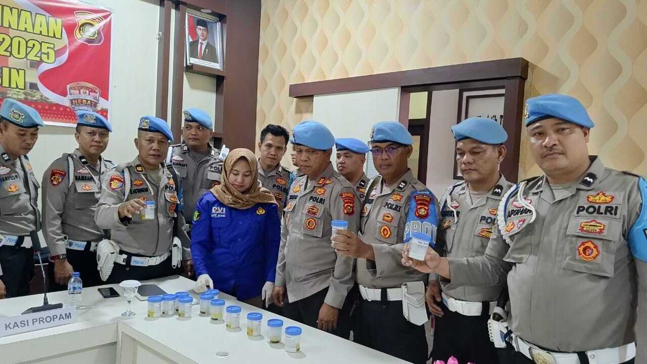 Cegah Pelanggaran Anggota, Polres Muba Tes Urine Mendadak