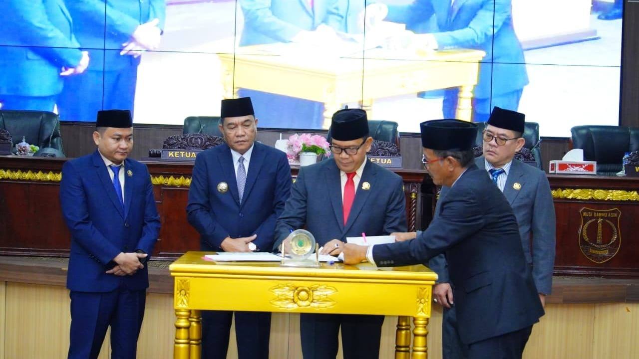 Bupati H M Toha Tohet dan DPRD Muba Tandatangani KUPA PPAS-P RAPBD-P 2025