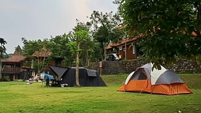 Serunya Liburan Keluarga di Alam Ngariung Camping Family, Camping Ground Bogor