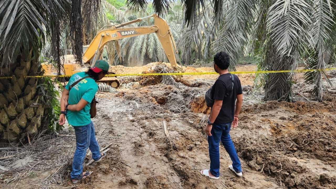 Sumur Minyak Ilegal Kali Berau Semburkan Air Tidak Henti