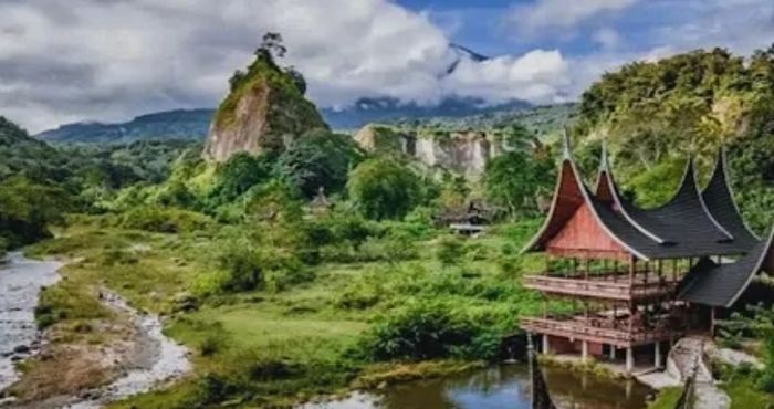 Padang : Eksplorasi Keindahan Wisata Populer di Bawah Cahaya Matahari