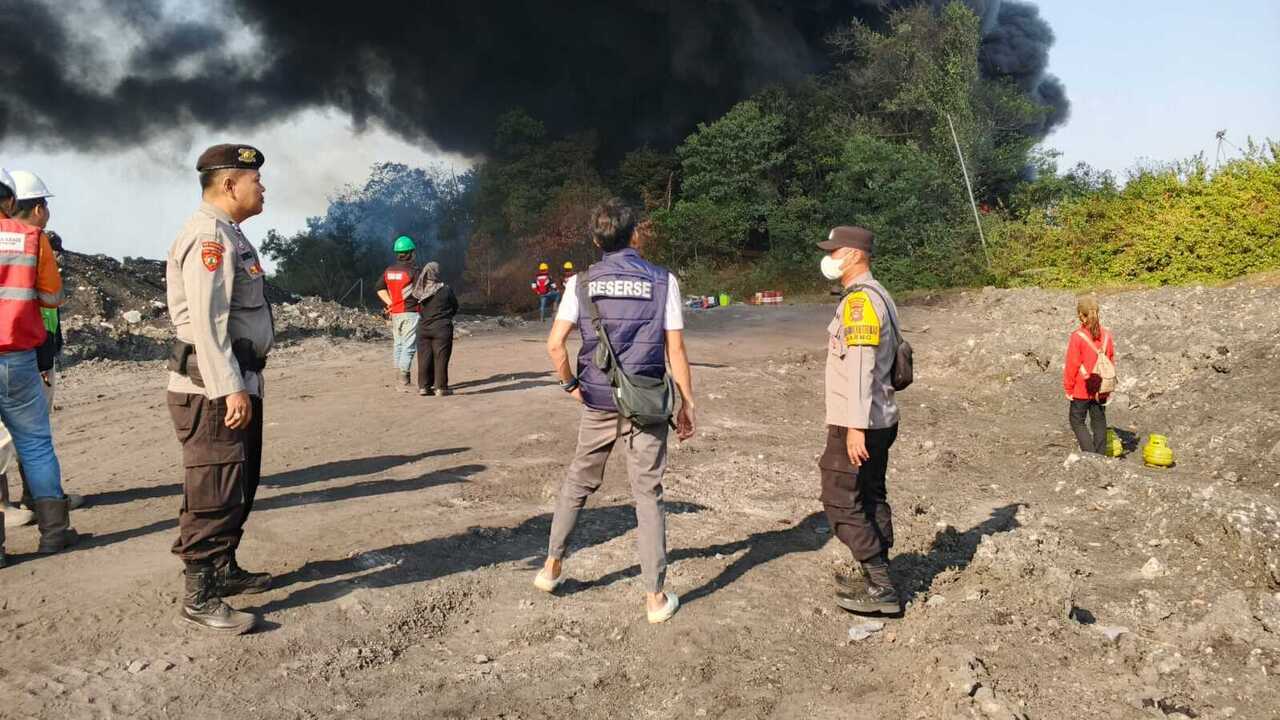 Pit 2 Banko PTBA Alami Kebakaran Hebat, 6 Damkar dan 8 Water Truck Diterjunkan